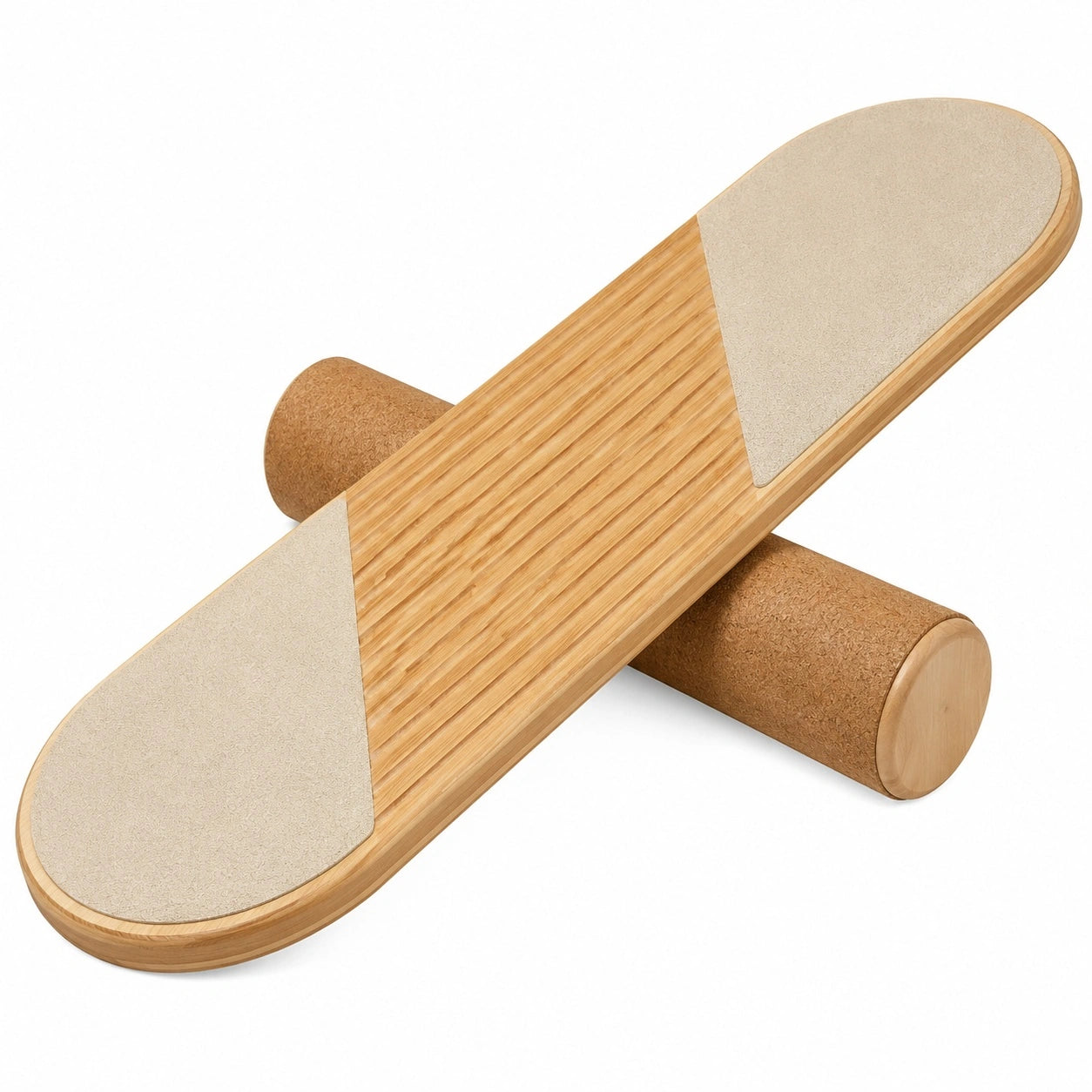 Cassettiera in legno noce con maniglie in metallo dorato