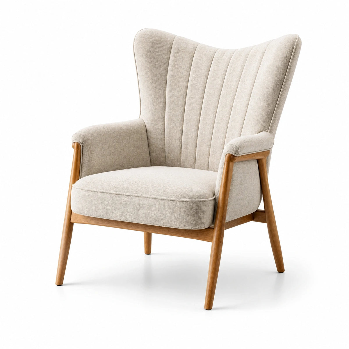 Poltrona beige in tessuto con struttura in legno di quercia